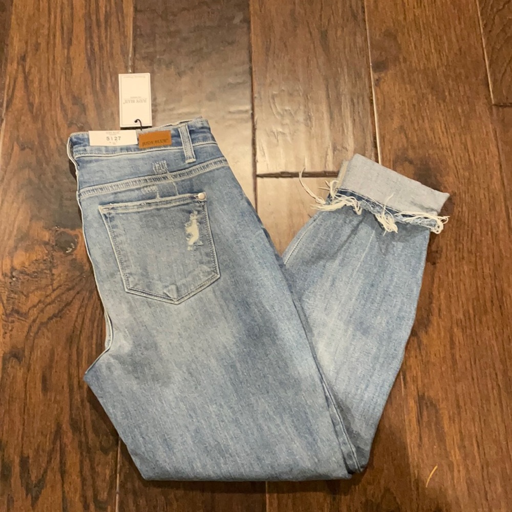 Judy Blue boyfriend fit, high waist, distressed jeans size 5/27, new with tags
